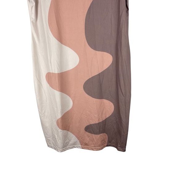 Shein Curve Taupe Wave Short Sleeve Mini Dress size 1X - Picture 4 of 6